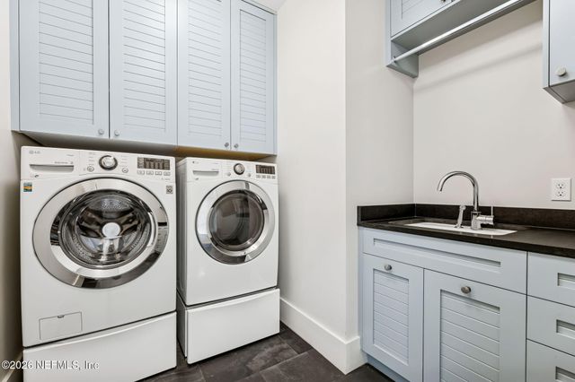 357 12TH Street, Atlantic Beach, FL 32233