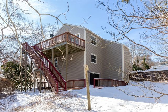 40 Menotomy Rd., Plymouth, MA 02360