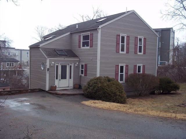 40 Menotomy Rd., Plymouth, MA 02360
