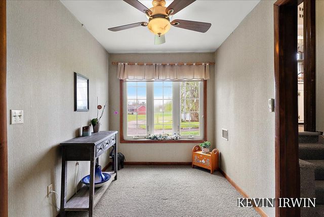 12524 Hoskins Avenue Ne, Algoma Twp, MI 49319