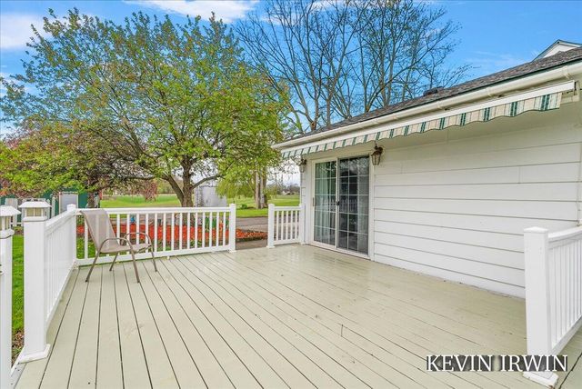 12524 Hoskins Avenue Ne, Algoma Twp, MI 49319