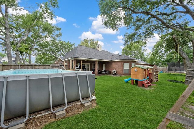 12402 Fisher Drive, Mont Belvieu, TX 77523