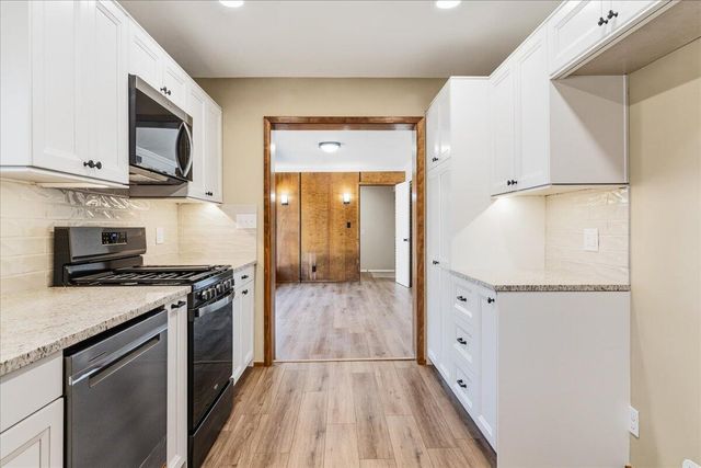 2435 S Brentwood Boulevard, Springfield, MO 65804