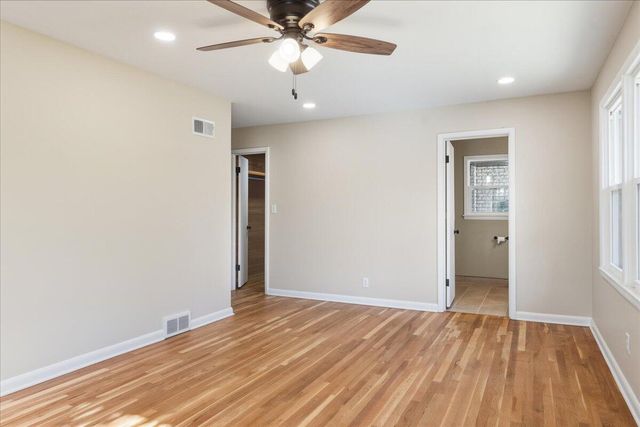 2435 S Brentwood Boulevard, Springfield, MO 65804