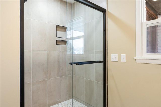 2435 S Brentwood Boulevard, Springfield, MO 65804