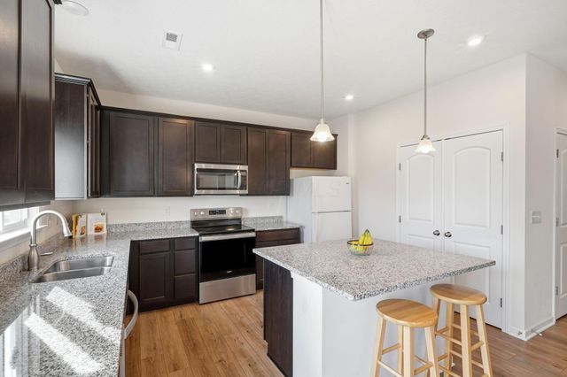 612 Bloomfield Avenue, South Bloomfield, OH 43103