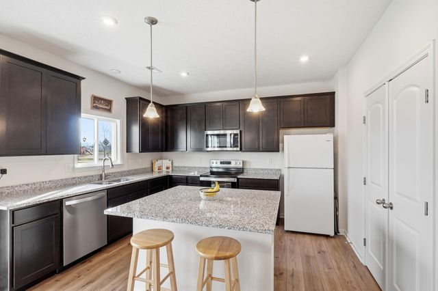 612 Bloomfield Avenue, South Bloomfield, OH 43103