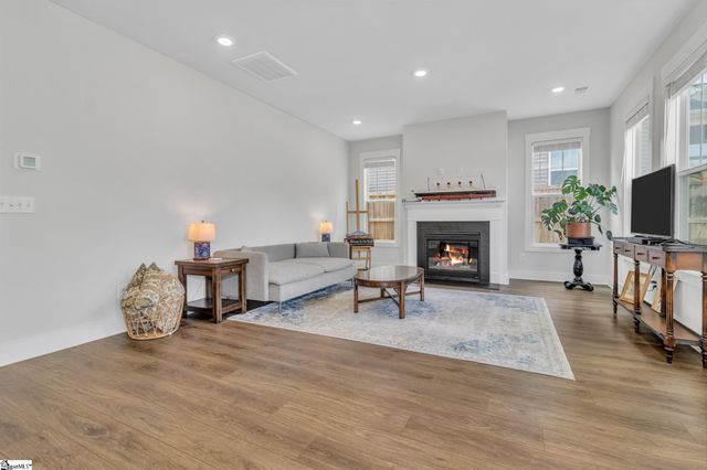 800 Redmill Lane, Duncan, SC 29334