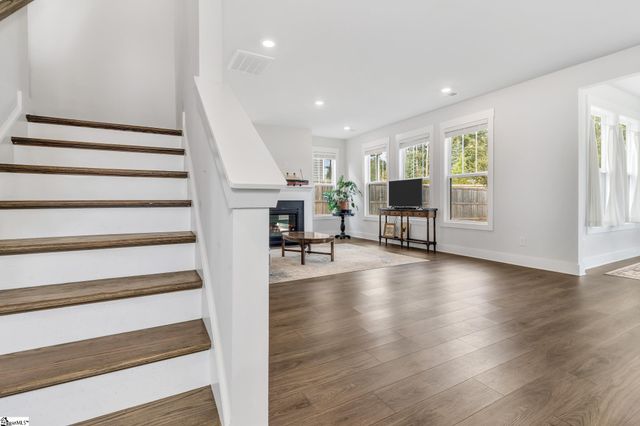 800 Redmill Lane, Duncan, SC 29334