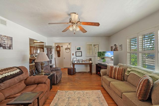 819 Sylvia Dr, Lodi, CA 95240