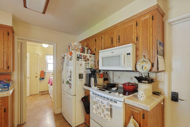 819 Sylvia Dr, Lodi, CA 95240