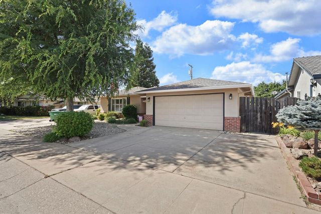819 Sylvia Dr, Lodi, CA 95240