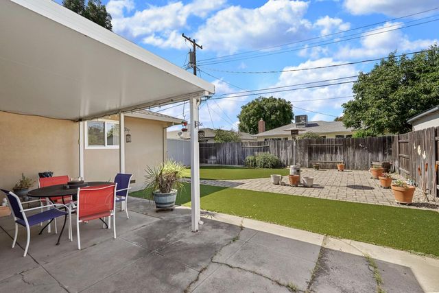819 Sylvia Dr, Lodi, CA 95240