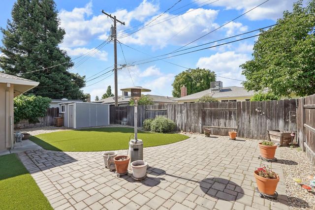 819 Sylvia Dr, Lodi, CA 95240
