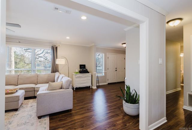 37 Arcadia Circle, Bryant, AR 72022