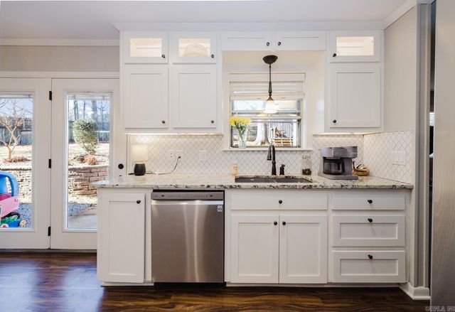 37 Arcadia Circle, Bryant, AR 72022