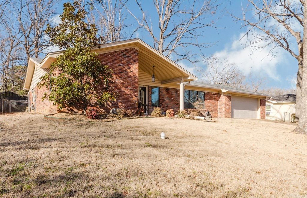 37 Arcadia Circle, Bryant, AR 72022