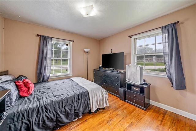 8701 Evanston Avenue, Raytown, MO 64138