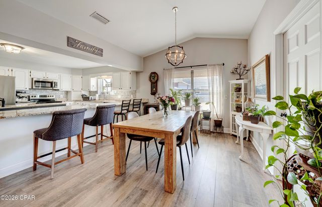 707 Plantation Circle, Panama City, FL 32404