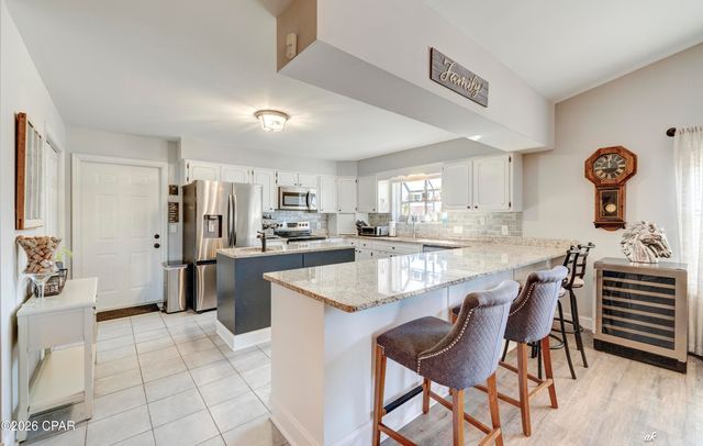 707 Plantation Circle, Panama City, FL 32404