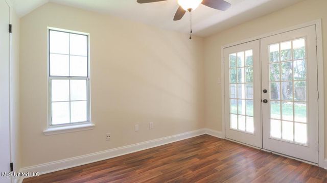 1737 James Buchanan Drive, Biloxi, MS 39531