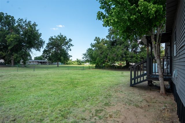 7058 Cimmaron Trail, Weatherford, TX 76087