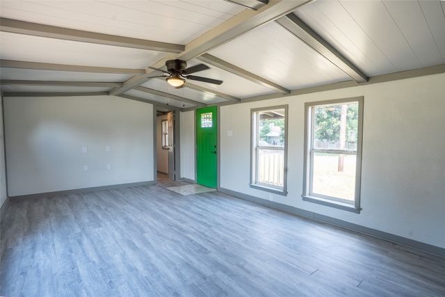 7058 Cimmaron Trail, Weatherford, TX 76087