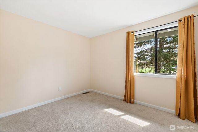 5610 S 296th Court, Auburn, WA 98001