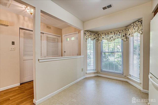 1801 Timber Oaks Road, Edison, NJ 08820