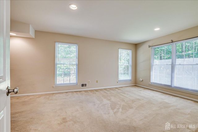 1801 Timber Oaks Road, Edison, NJ 08820