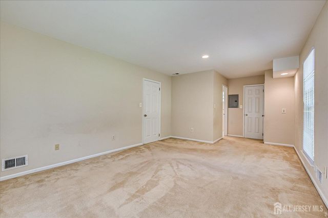 1801 Timber Oaks Road, Edison, NJ 08820