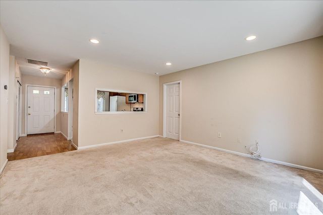 1801 Timber Oaks Road, Edison, NJ 08820