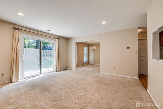 1801 Timber Oaks Road, Edison, NJ 08820