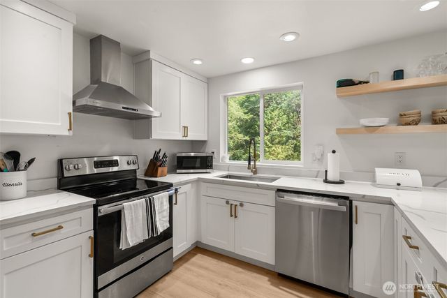 12611 194th Ave NW, Gig Harbor, WA 98329