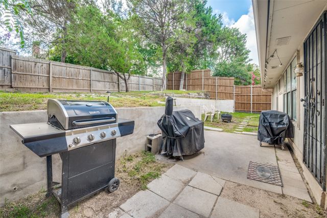 6720 Cedar Forest Trail, Dallas, TX 75236