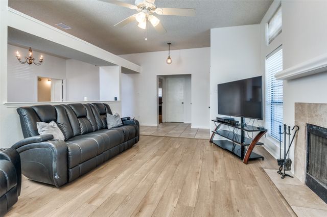 6720 Cedar Forest Trail, Dallas, TX 75236