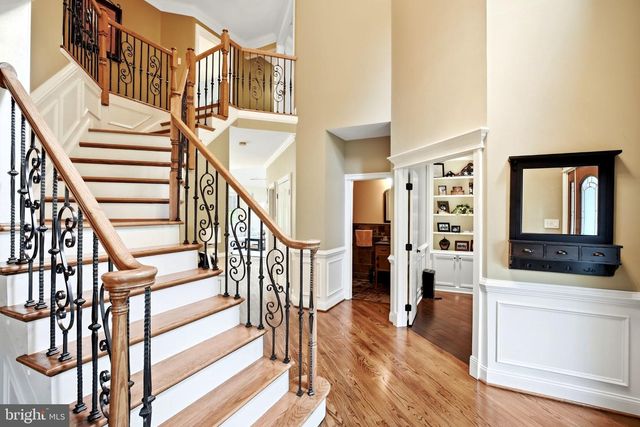 5 NATHANIEL CT, Glen Mills, PA 19342