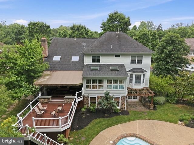 5 NATHANIEL CT, Glen Mills, PA 19342