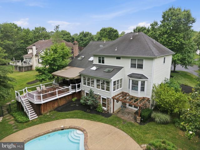 5 NATHANIEL CT, Glen Mills, PA 19342
