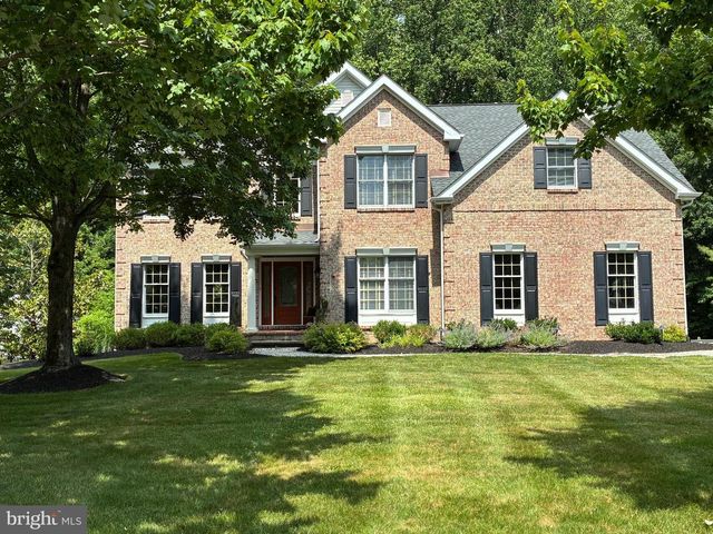 5 NATHANIEL CT, Glen Mills, PA 19342