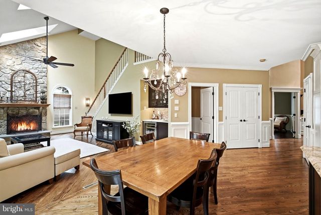 5 NATHANIEL CT, Glen Mills, PA 19342