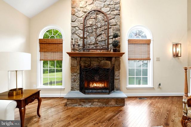 5 NATHANIEL CT, Glen Mills, PA 19342