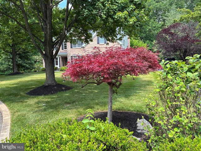 5 NATHANIEL CT, Glen Mills, PA 19342