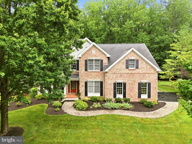 5 NATHANIEL CT, Glen Mills, PA 19342