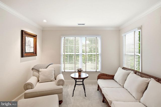 5 NATHANIEL CT, Glen Mills, PA 19342