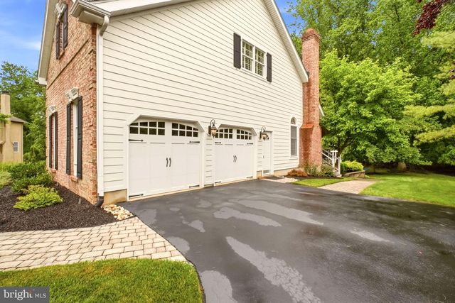 5 NATHANIEL CT, Glen Mills, PA 19342
