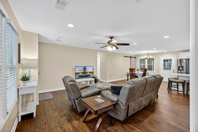 112 Pullman Avenue, Summerville, SC 29486