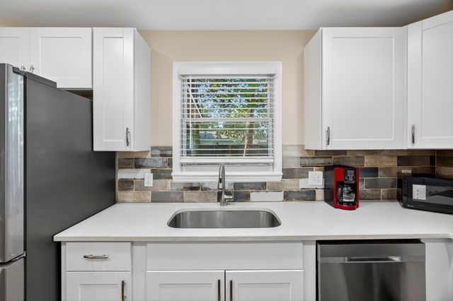 112 Pullman Avenue, Summerville, SC 29486