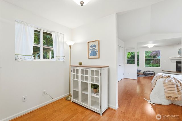 8421 6th Ave SW, Seattle, WA 98106