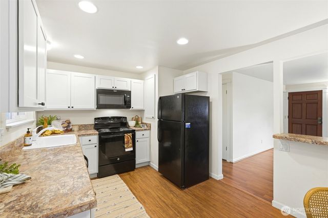 8421 6th Ave SW, Seattle, WA 98106